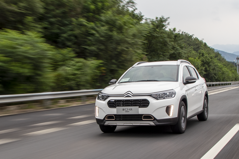 动力提升/表现均衡 试驾东风雪铁龙新C3-XR百年臻享版
