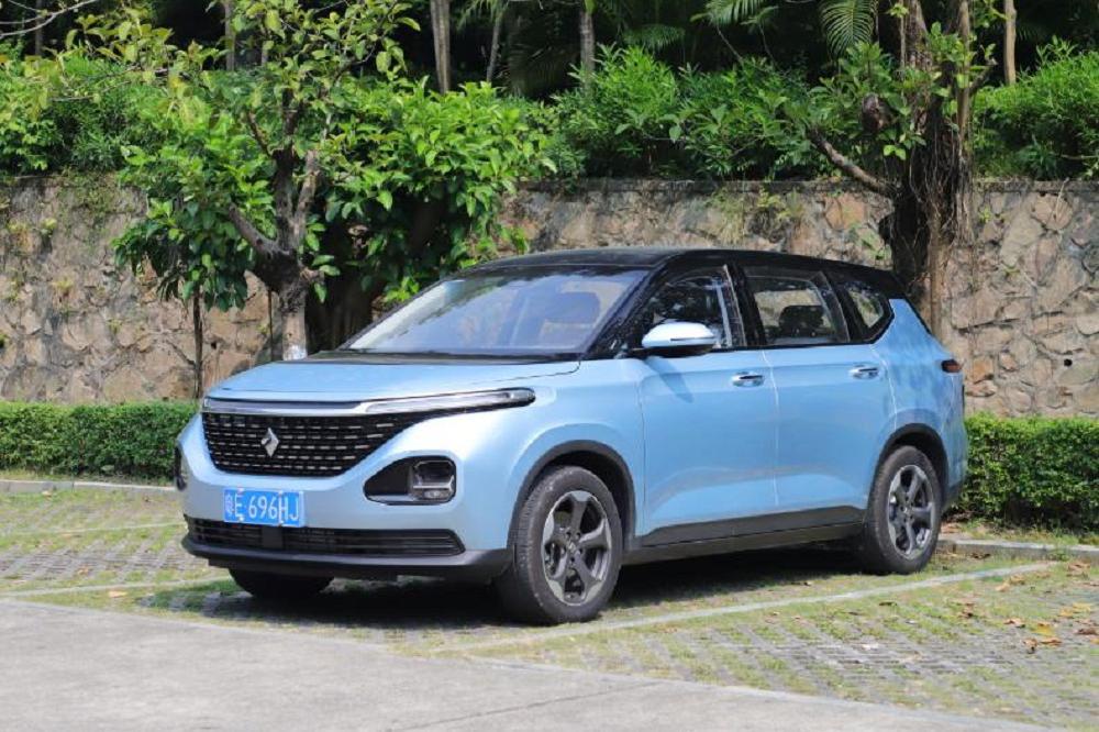 新宝骏再出爆款车，新宝骏RM-5以智取胜，捷途X70的历史翻篇了