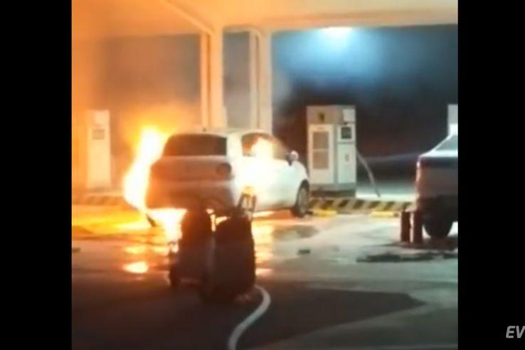 欧拉R1自燃最新进展 宁德时代和星星充电都不“背锅”？