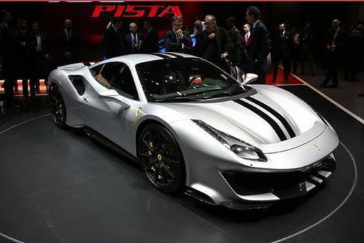 兰博基尼就先不买了！法拉利的最强敞篷488 Pista Spider来了！