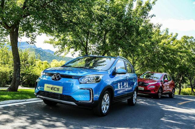 验证硬核实力，北汽新能源双智星EC5和EX3，续航里程带惊喜