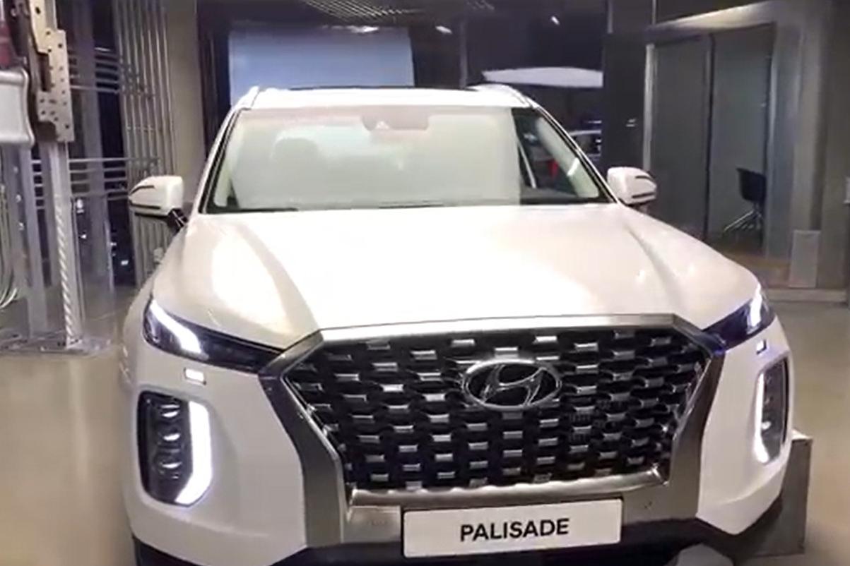 实车霸气十足，，现代Palisade到店实拍2019-07-07 23:26:02