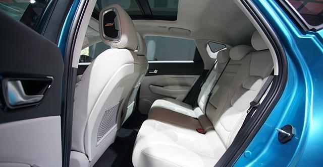 红旗首款纯电SUV，造型科幻，加速5.8秒，还看啥特斯拉Model Y