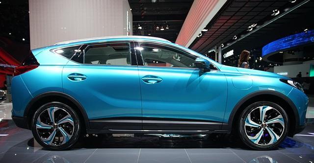 红旗首款纯电SUV，造型科幻，加速5.8秒，还看啥特斯拉Model Y