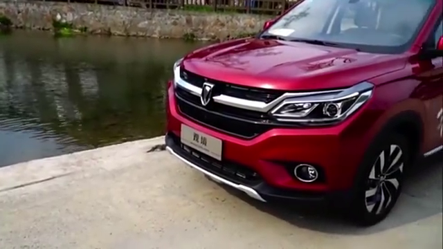 视频：华晨雷诺全新中型SUV观境上市售7.59-10.29万
