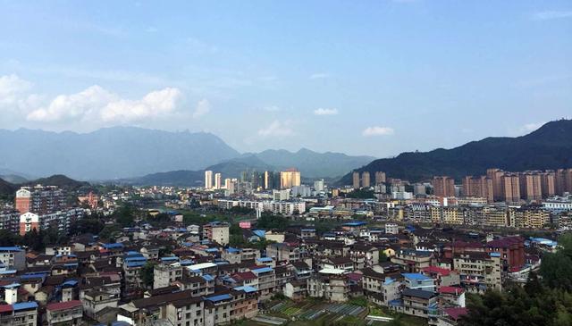 光泽县人口_福建省南平唯一一个无街道办的县,人口约16万,毗邻江西(2)