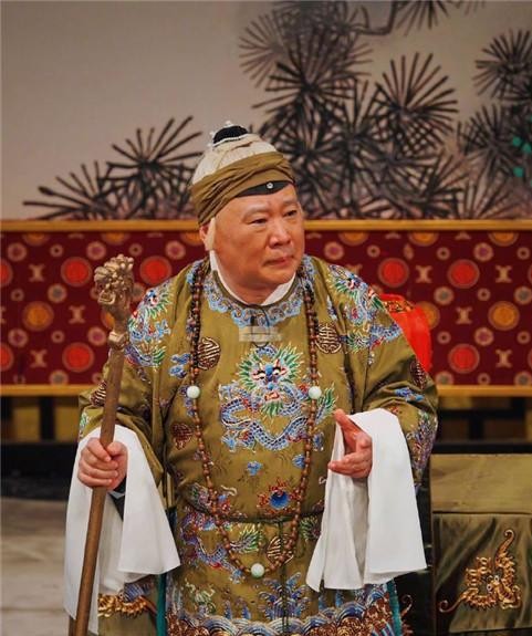 郭德纲发力京剧行业, 一周三场演出, 佘太君造型亮了