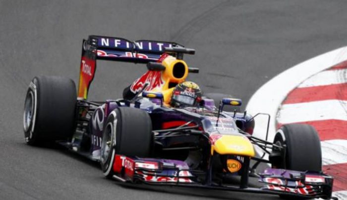 鲁西亚车队，走进赛车世界，鼻翼尾翼合理结合，见证力量