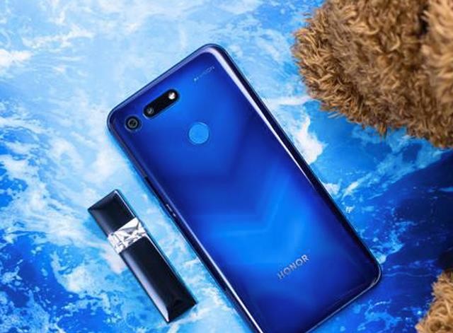 想换手机, 荣耀v20、魅族16、小米8和一加6t哪