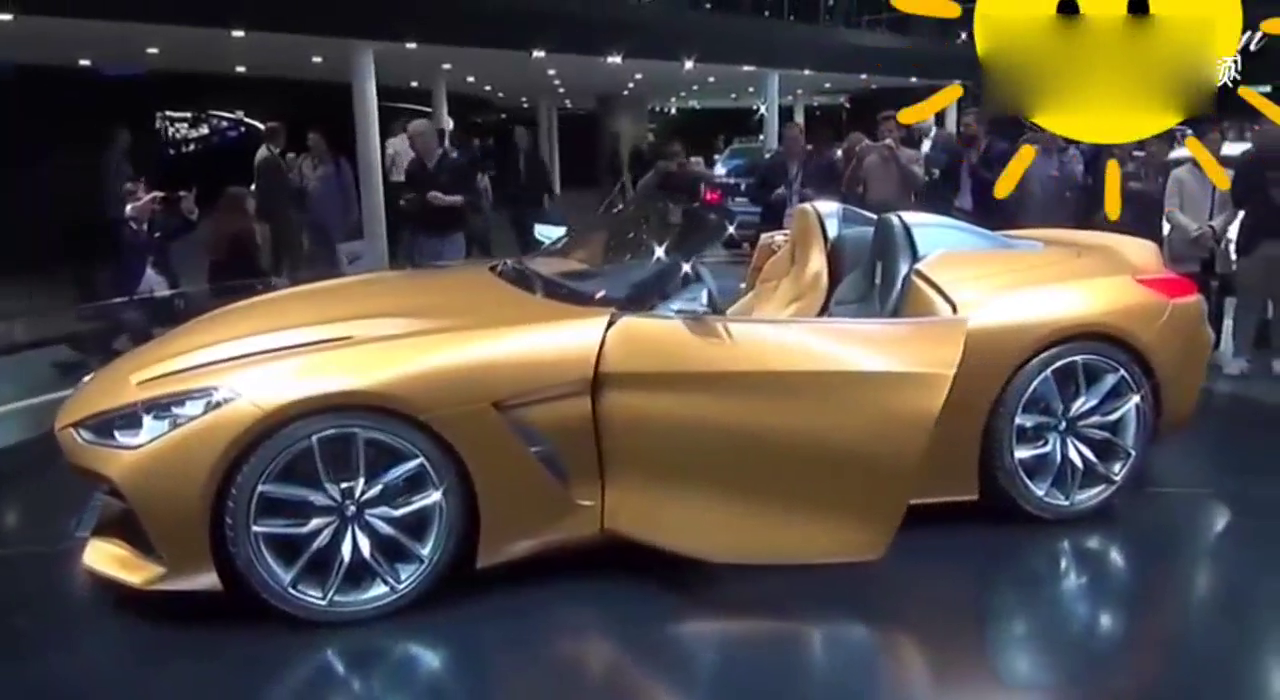 2018款宝马z4敞篷跑车，打开无框车门坐进内饰买不买自己做决定