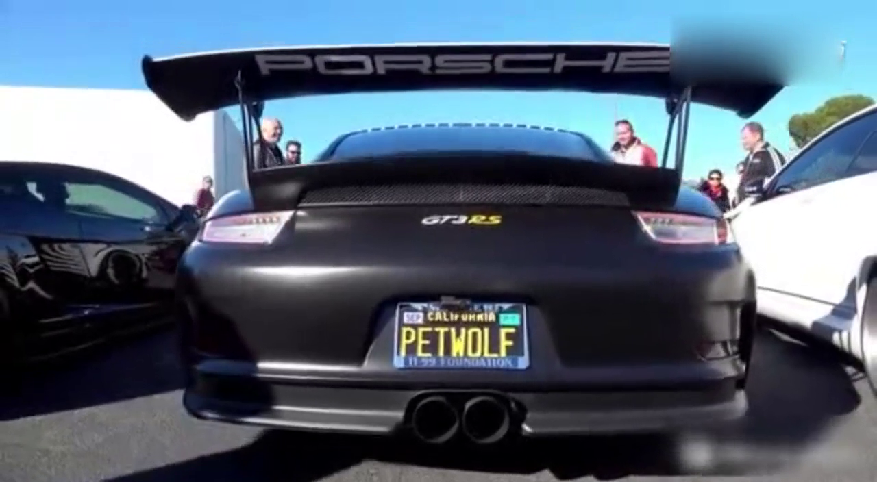 土豪的聚会 试驾多辆超级跑车街头秀加速