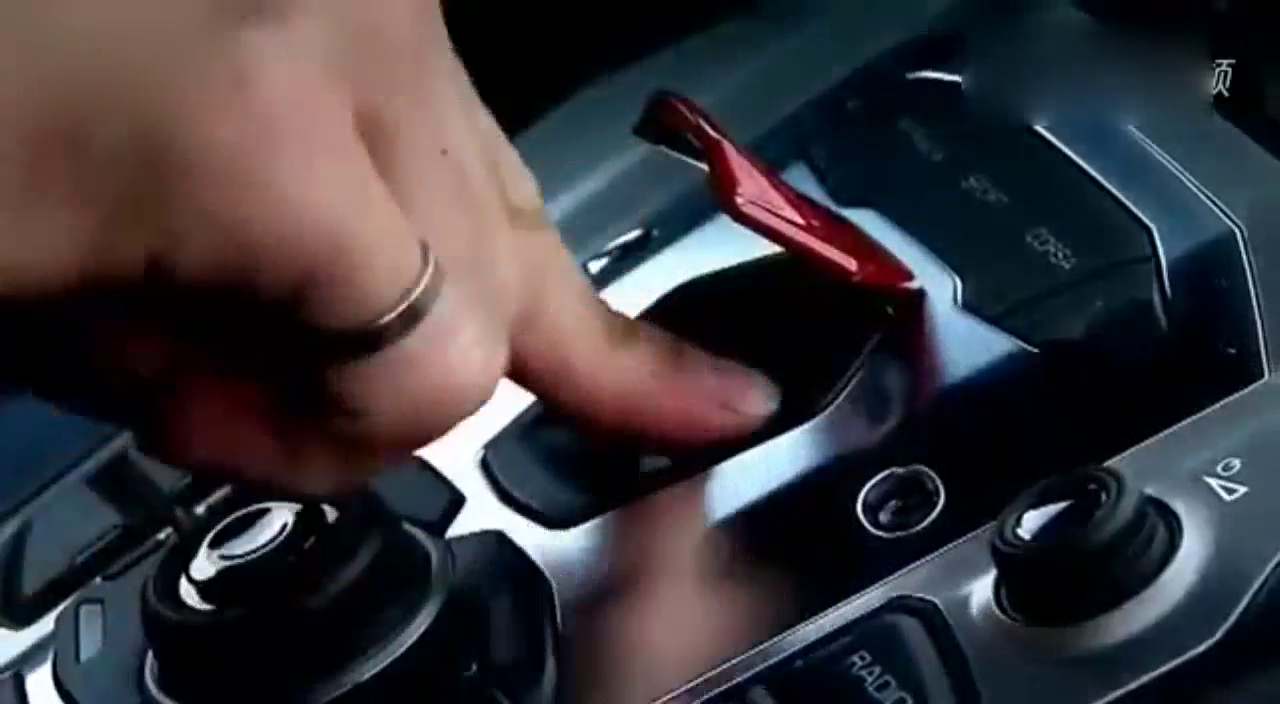 全球仅有600辆的兰博基尼艾文塔多超级跑车的加速实录