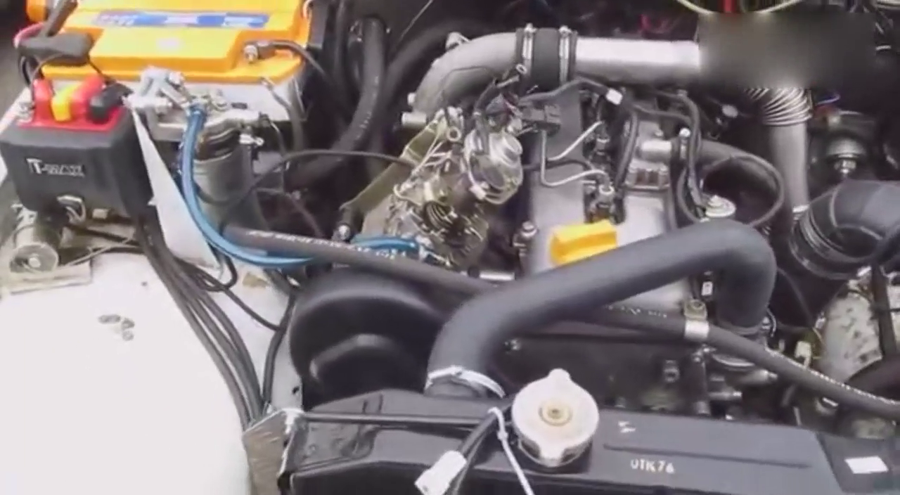 进口车UAZ猎人柴油版曝光，声音很给劲车迷又兴奋了