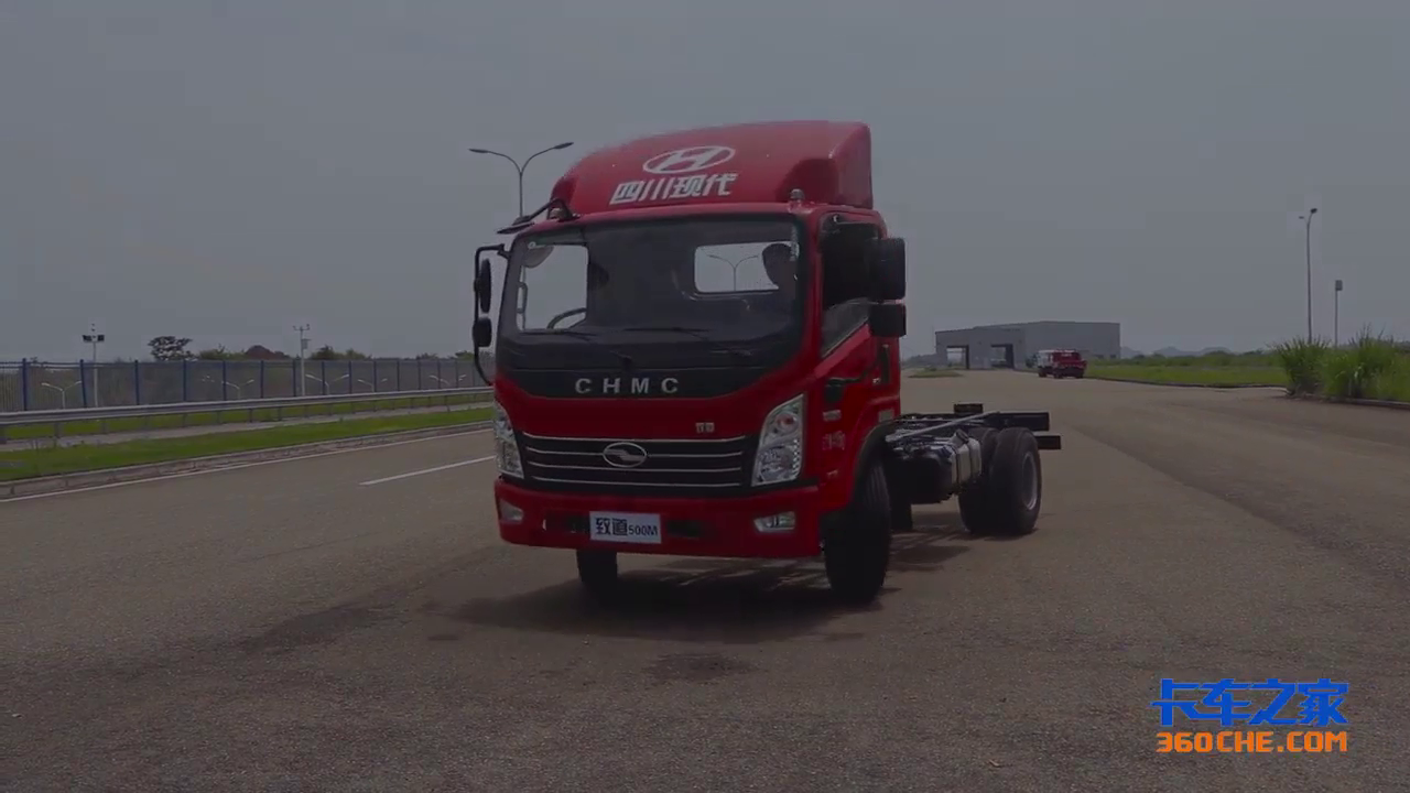 卡车司机：不得不承认，这款车开起来操控性确实好