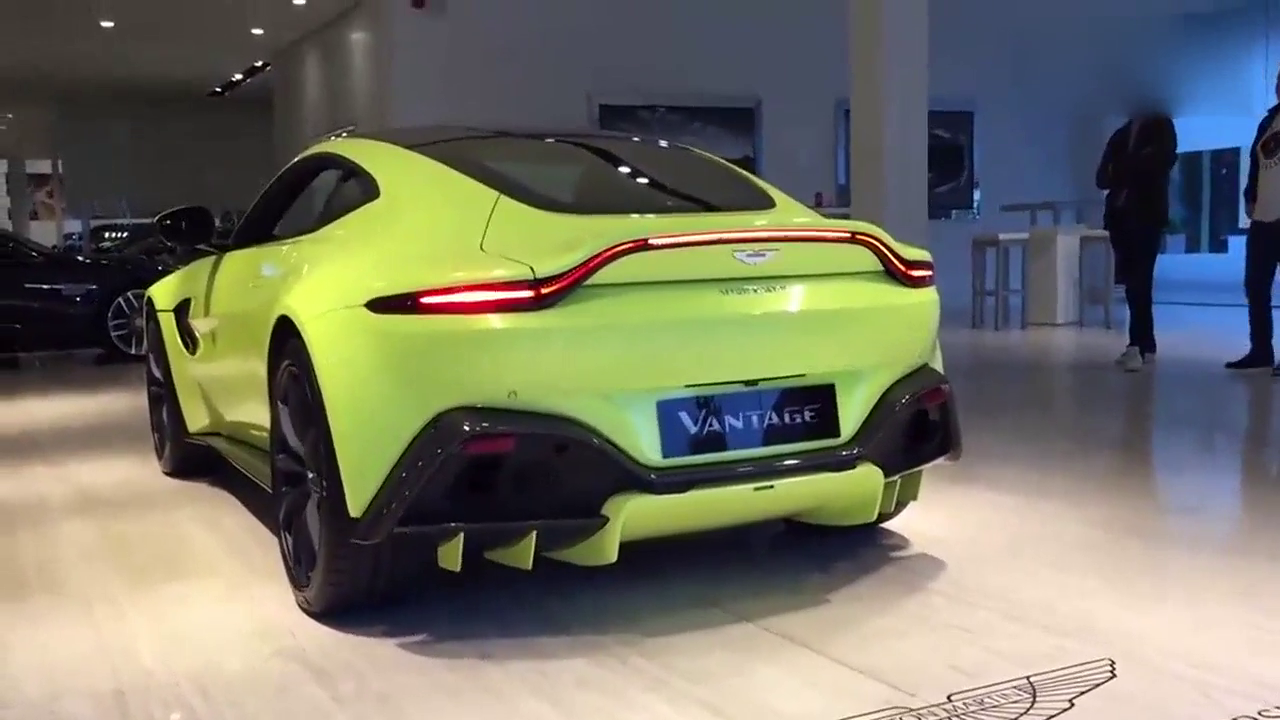 快来听听价值近200万跑车的启动声浪