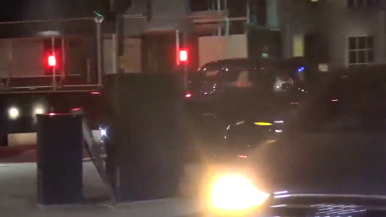 开个这样的跑车在上街，保时捷看到也必须低调！