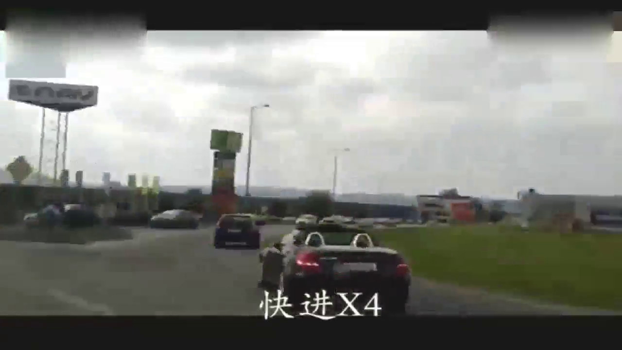 敞篷跑车一直故意挡救护车的路，一直看到最后一幕才解气！