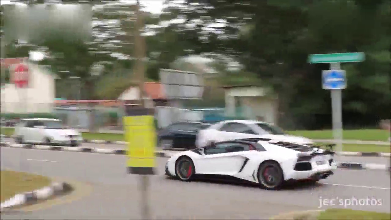 改装车聚会 声浪是最好的兴奋剂