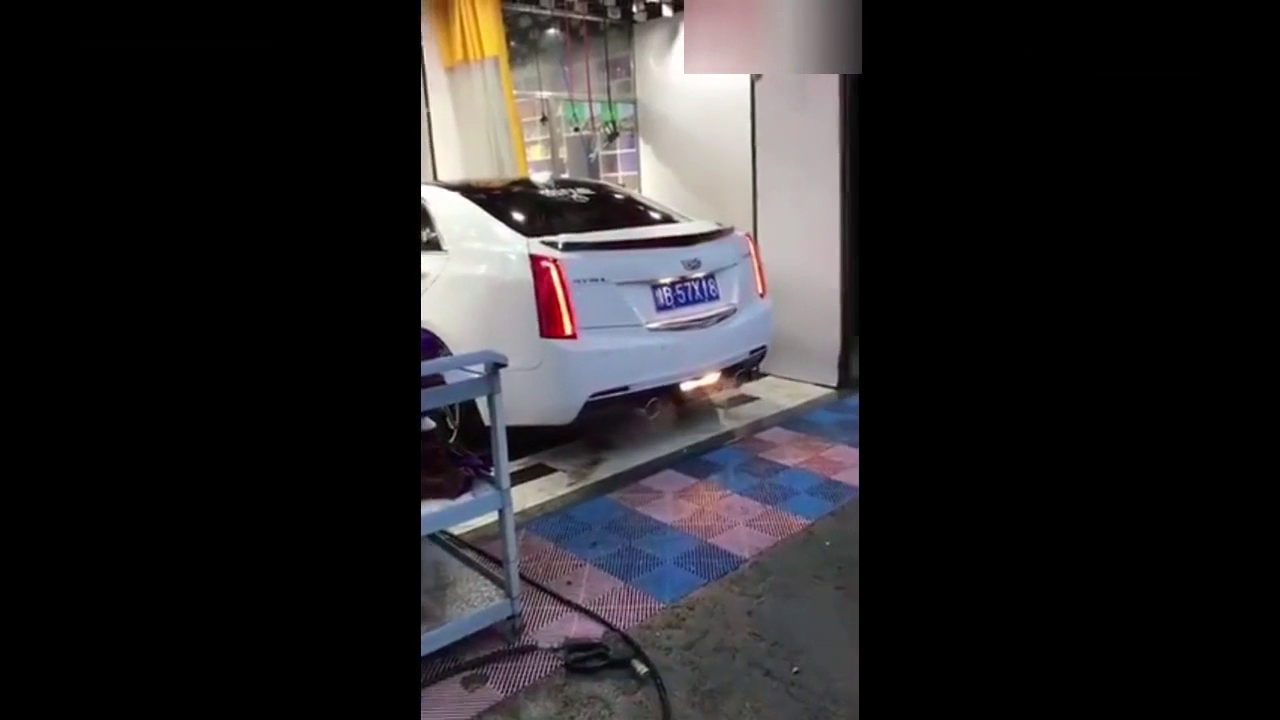 现在都流行这样改装车了？