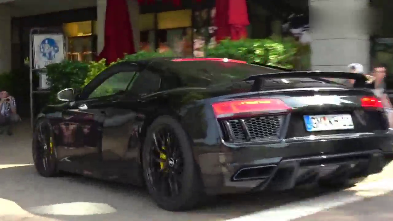 奥迪R8 V10加上跑车和Spyder入侵!响亮的排气声音!