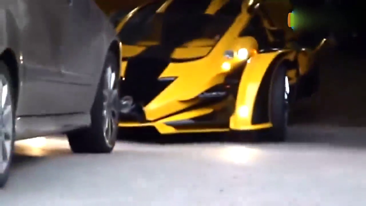 全球仅有十辆的摩托车跑车 速度可与布加迪威龙一决高下