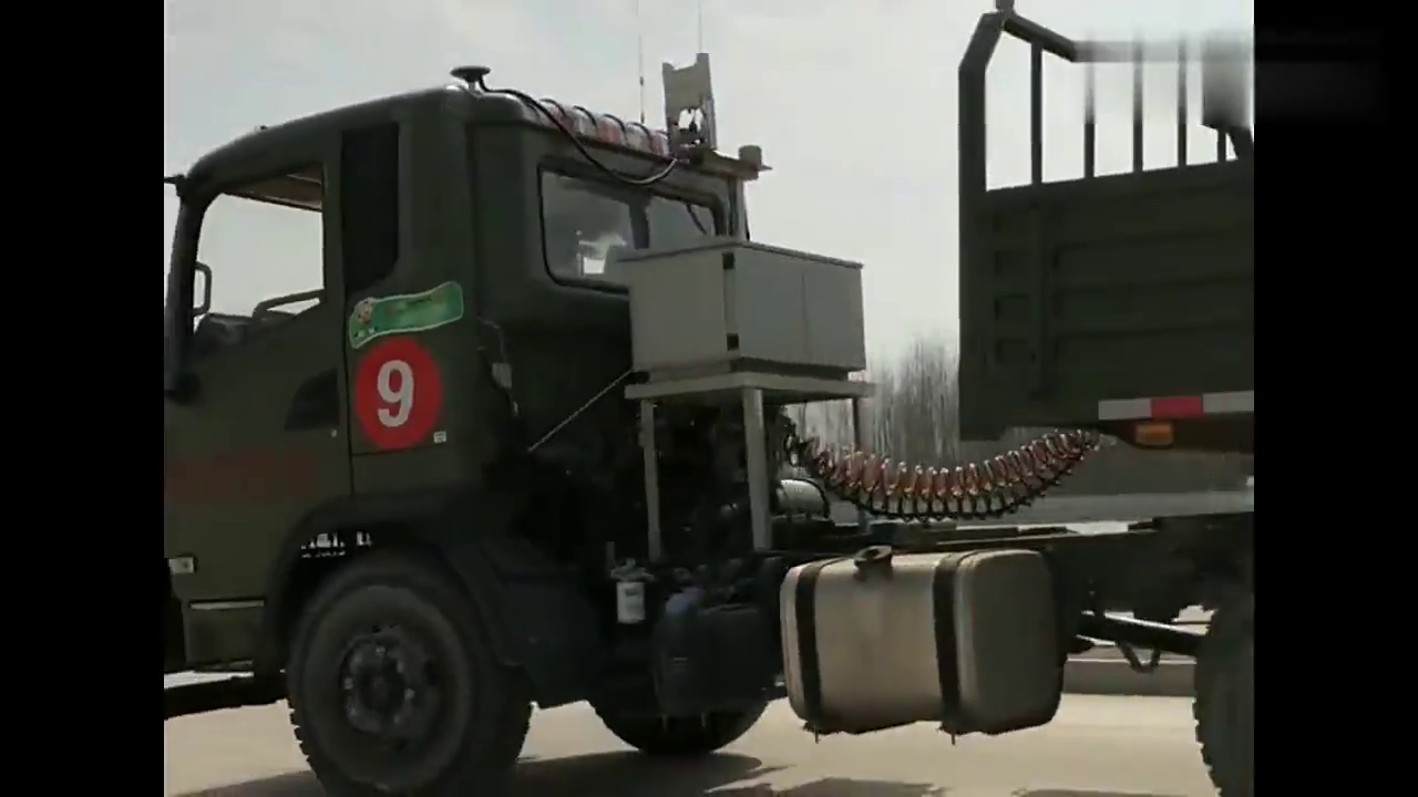 小两口的卡车生活，带大家看看卡车驾照的考试，网友：感觉好难啊