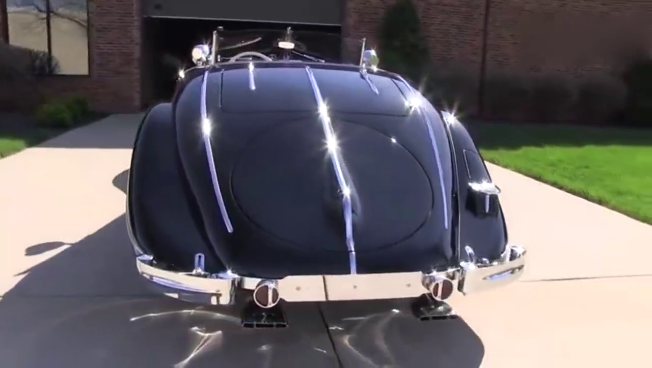 1935年产的奔驰敞篷跑车，劳斯莱斯在它面前都不行！