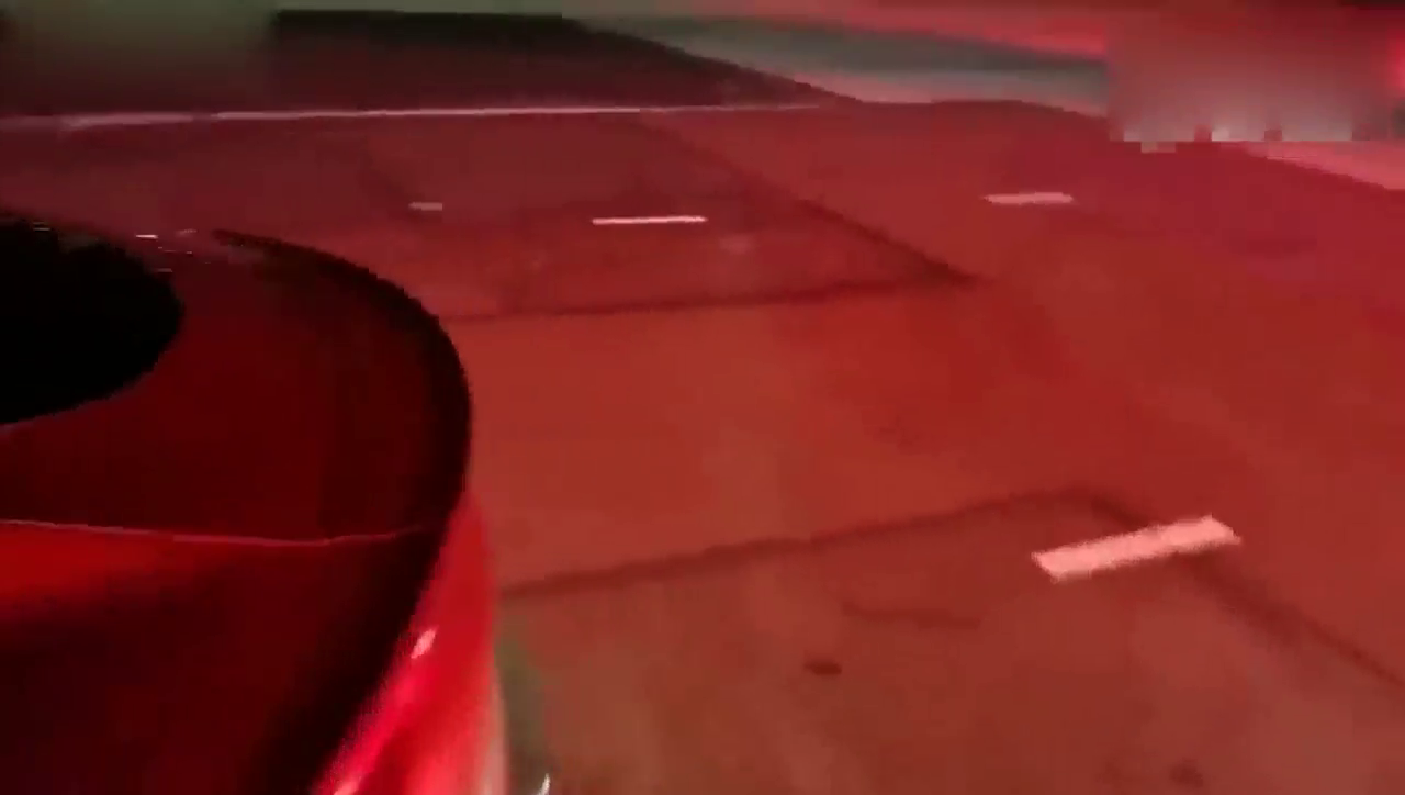 坐上特斯拉roadster的副驾驶，就知道这电动车为什么敢卖那么贵了