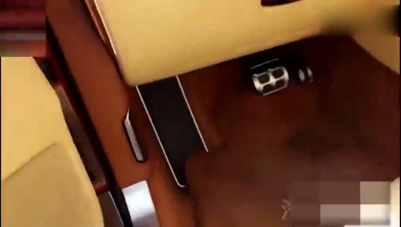 500万的宾利跑车，你可能连引擎盖都打不开！