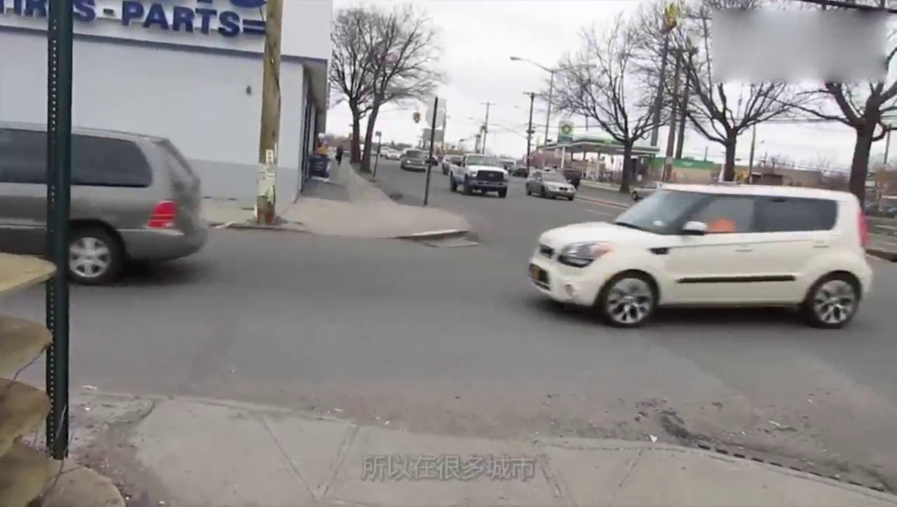 这电动车能跑160迈，卡车也撞不倒，将会替代汽车？