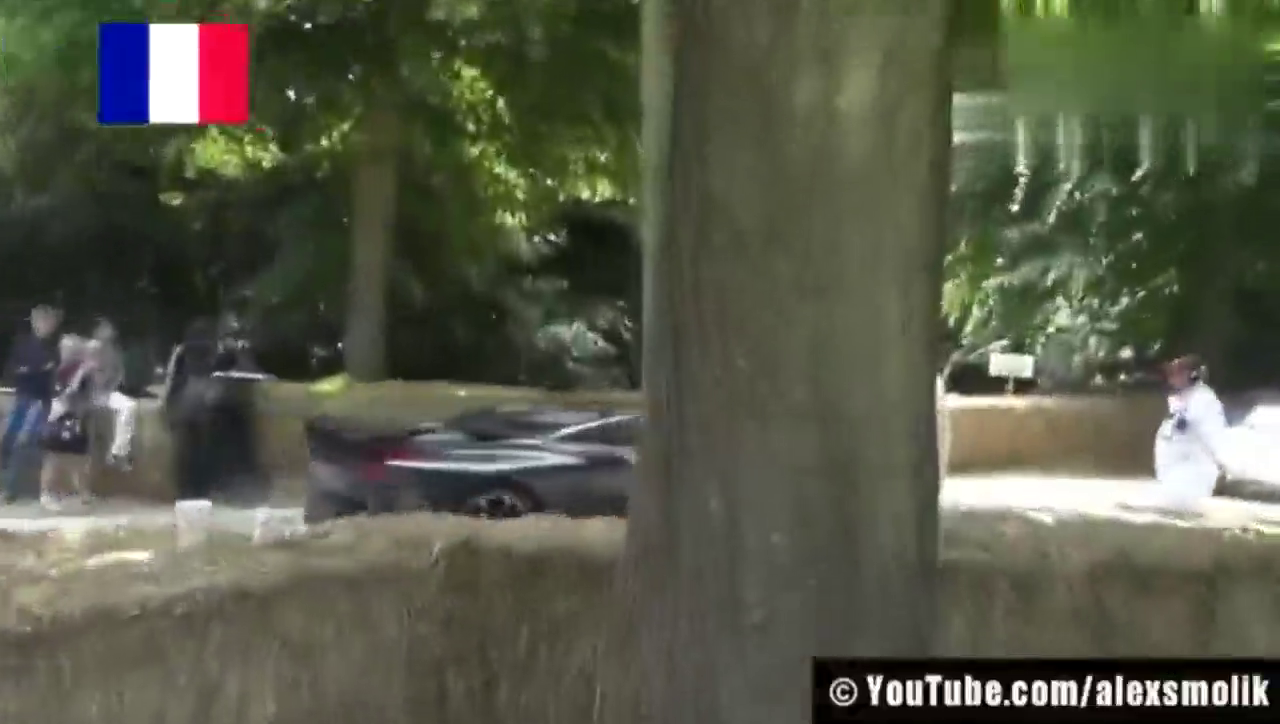 意大利超级跑车 VS 法国超级跑车