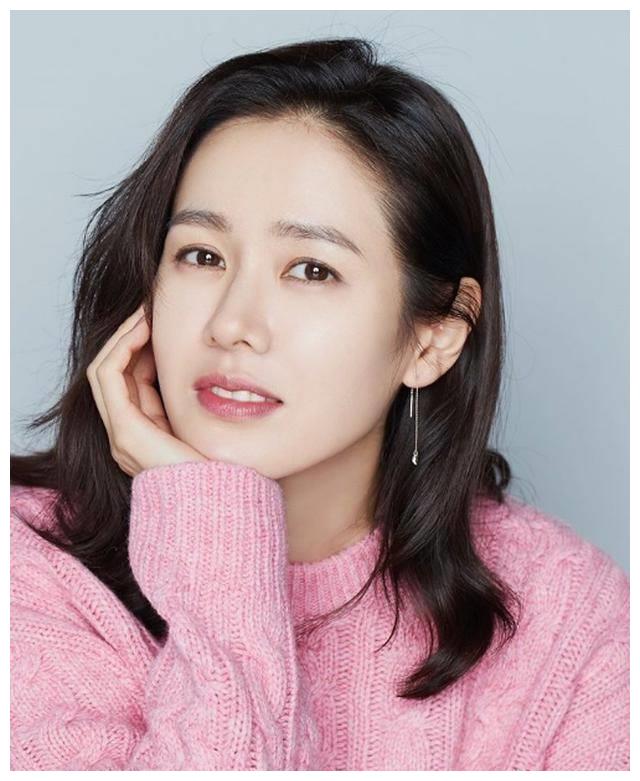男性中"人气爆棚", 接近40岁尚未结婚的5位女演员