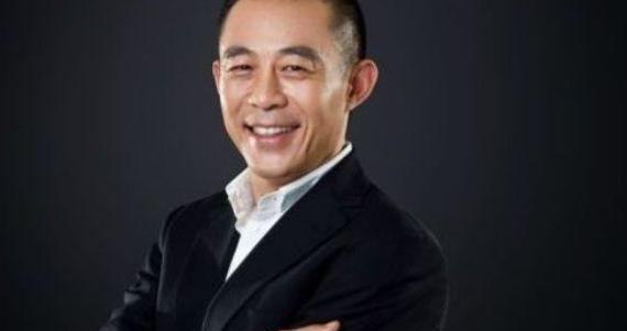50岁侯勇，与2婚妻子离婚对孩子不管不顾，和3任妻子结婚找到真爱