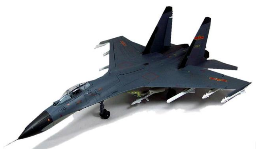 战斗机最大航程和作战半径的区别是什么?二者