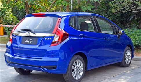 “10-15万小型两厢车“有新的文章更新，请注意查收