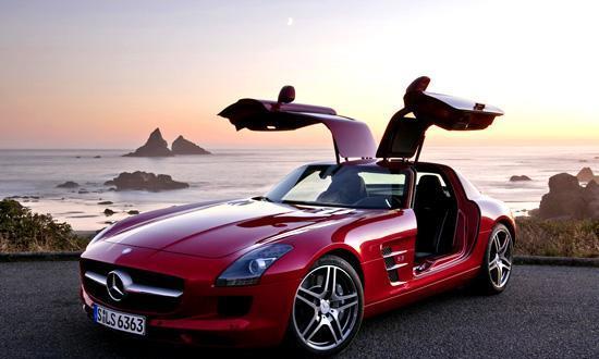 新买的百万豪车，却被4S店当展车，车主起诉索取双倍赔偿