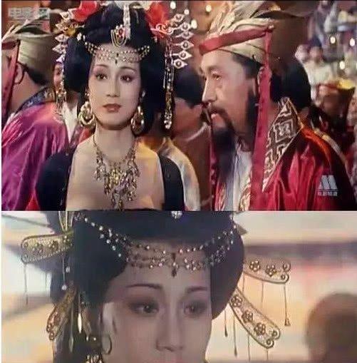 由于一次意外,李建群放弃芭蕾,开始学习美术,后来继续在上戏深造.