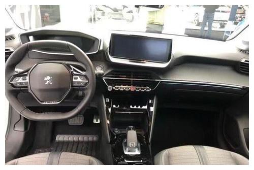 全新标致208现身,内外高颜不输508L,1.2T榨出130马力还配8AT