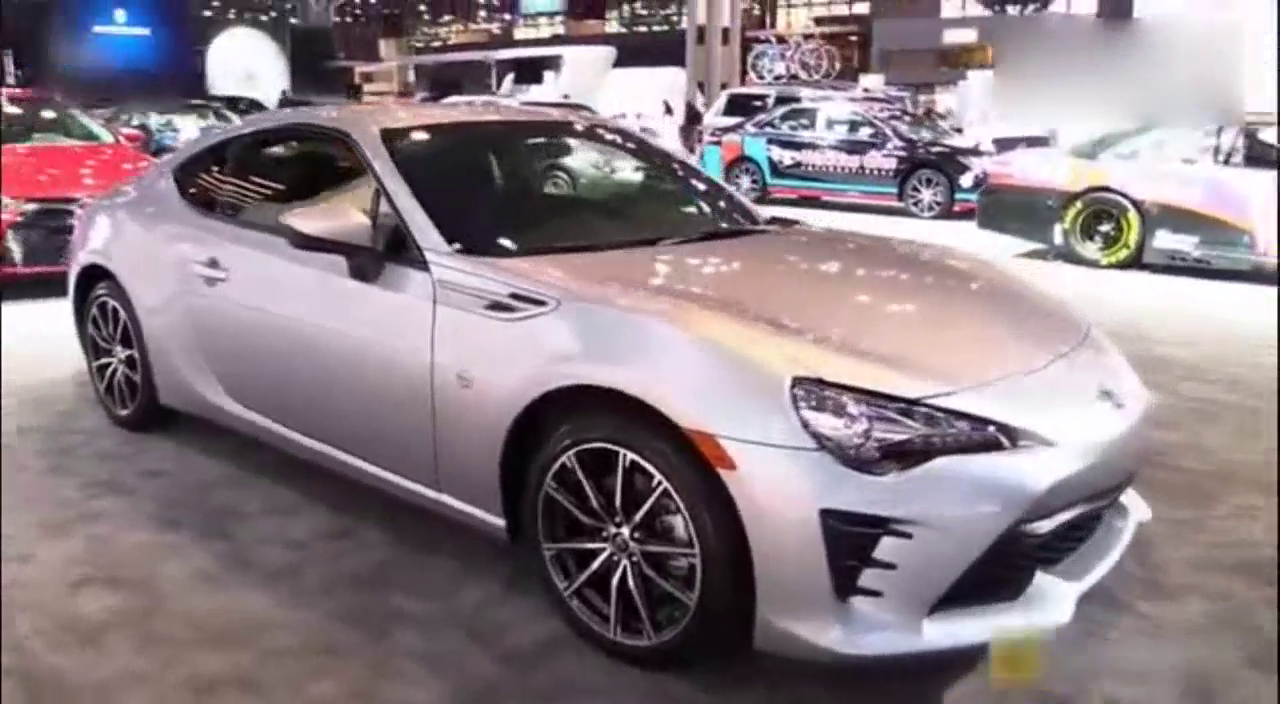 与时俱进 破茧重生 车展实拍小改款丰田86