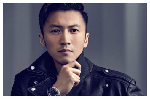 “身高不够，颜值来凑”的4位男星，谢霆锋上榜，你还知道几位？