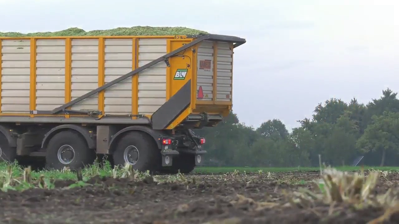 塔特拉青贮大卡车，越野超级大轮胎