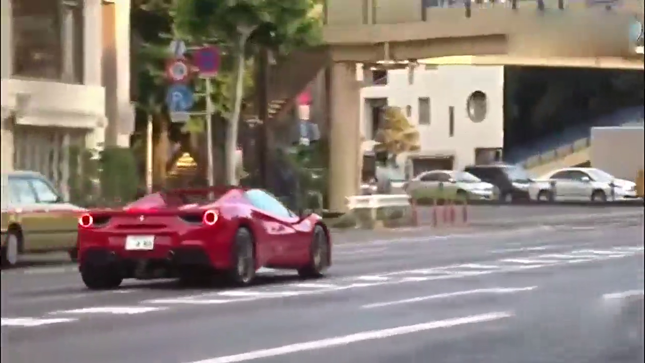 厉害了！海外街头随处可见的超级跑车，就如同国内的帕萨特一样多