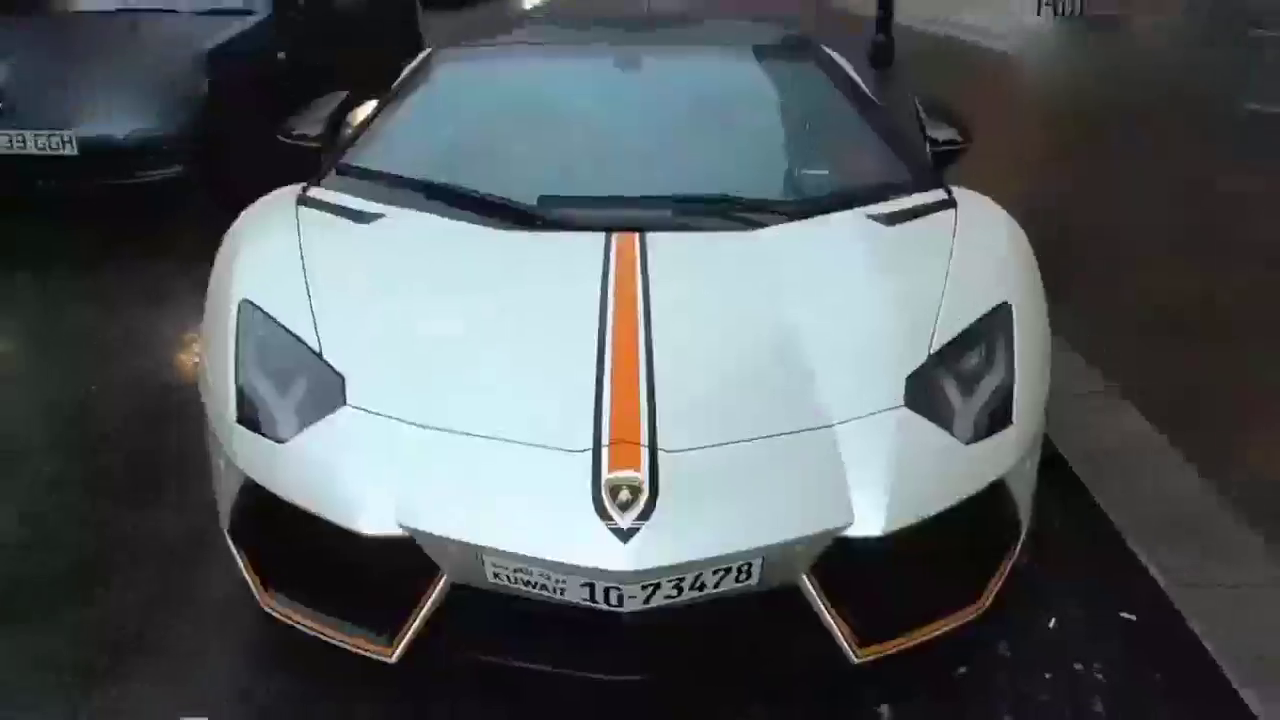 大街上遇到一辆布加迪跑车 五秒钟后才是霸气的开始