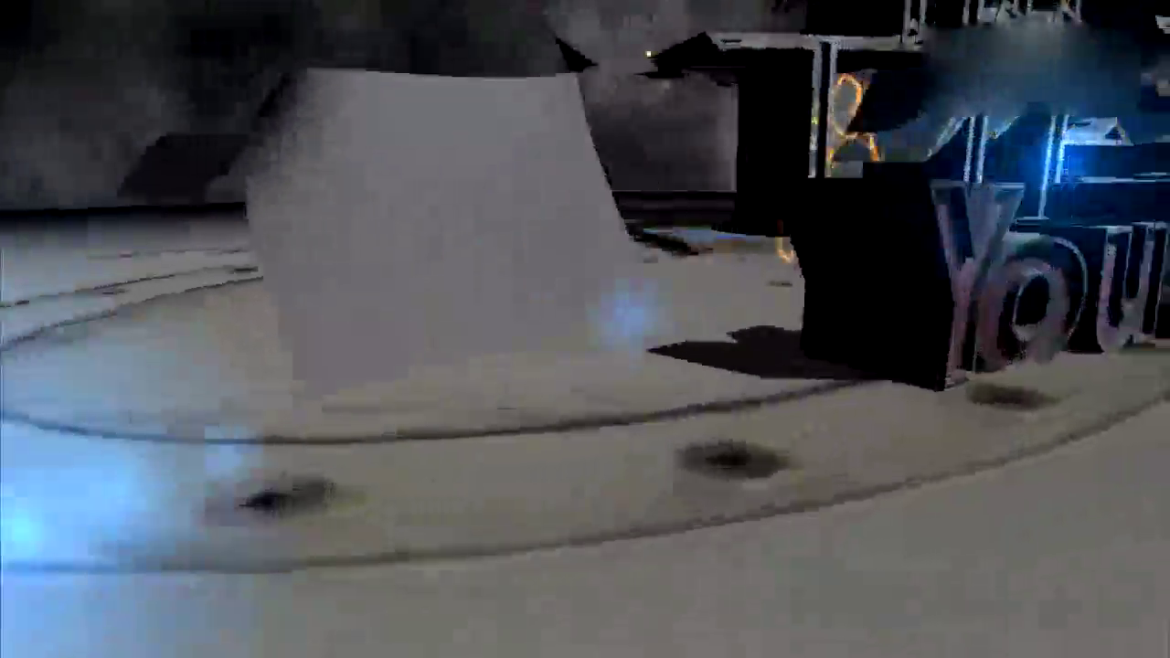 00后帅小伙到4S店怒提奥迪R8跑车, 店长都傻眼了！