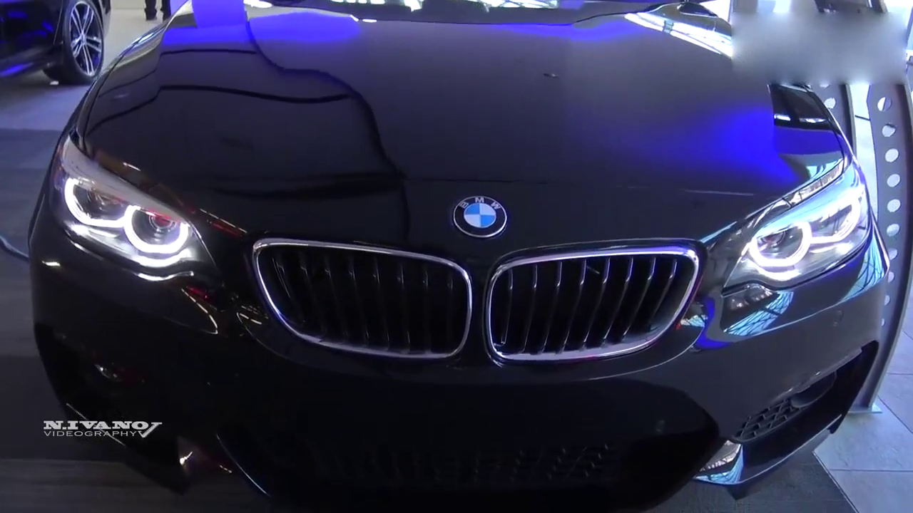 2018款宝马230i跑车，打开敞篷看到这内饰后，还要啥保时捷718！