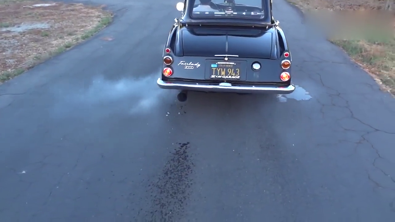 50多年前的日产跑车，听到发动机的声音时你才知道这车有多牛！