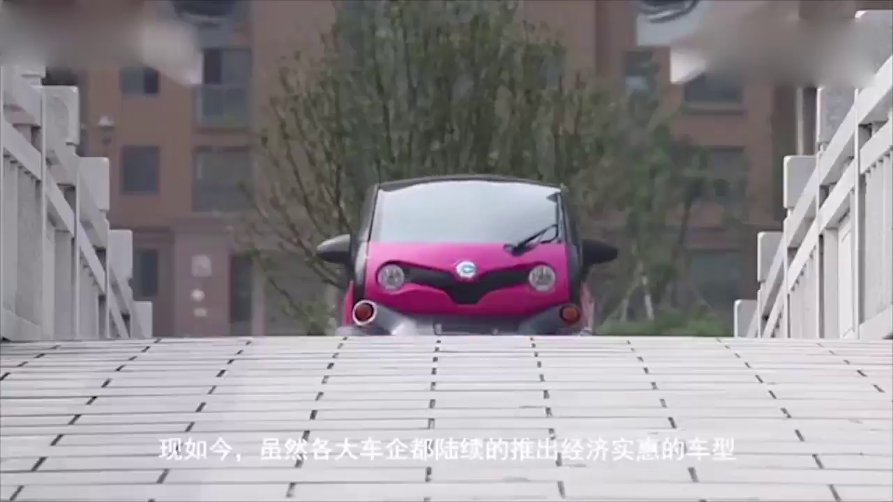 国产摩托车终于不输合资, 800cc大块头霸气来袭, 价格一出真实在