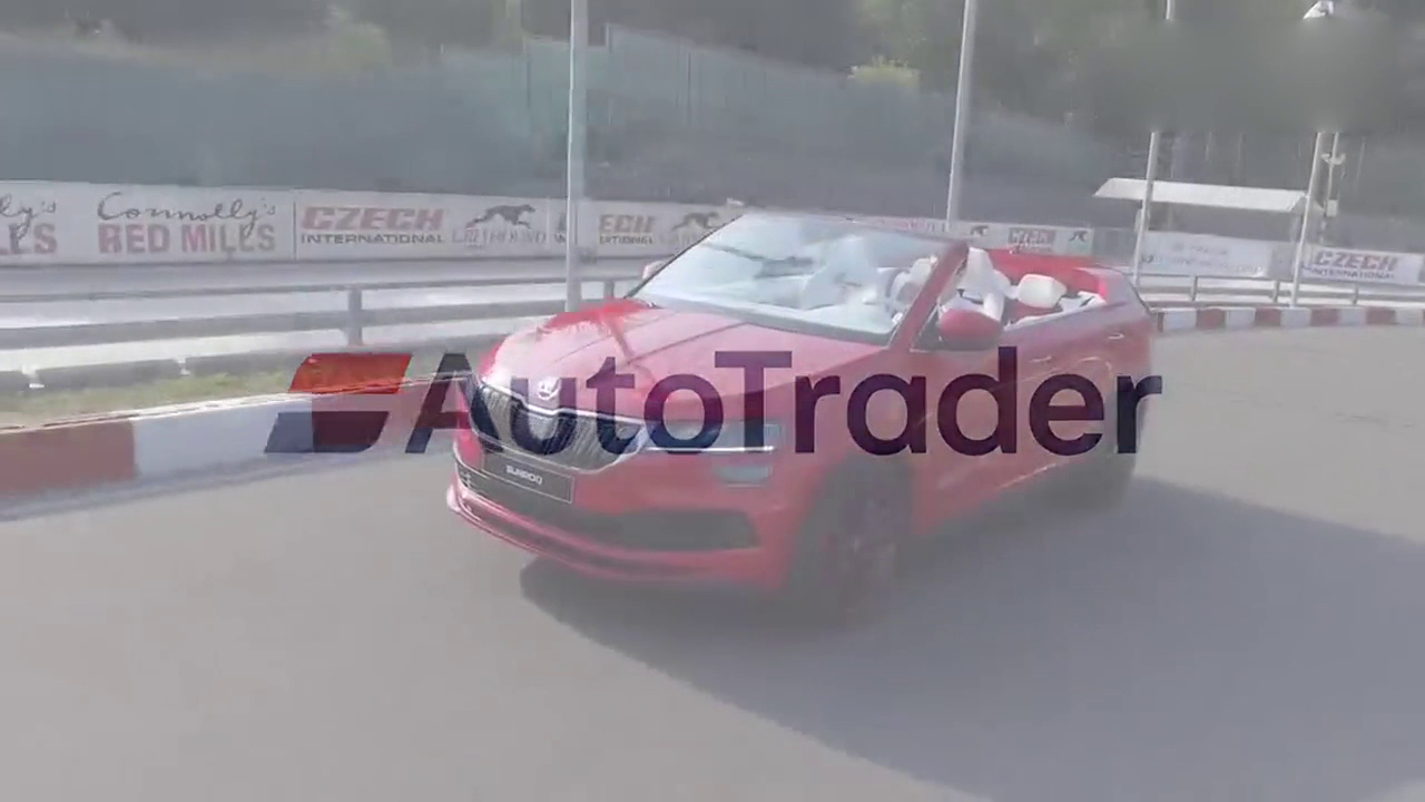 SUV变敞篷车 妹纸试乘斯柯达Sunroq