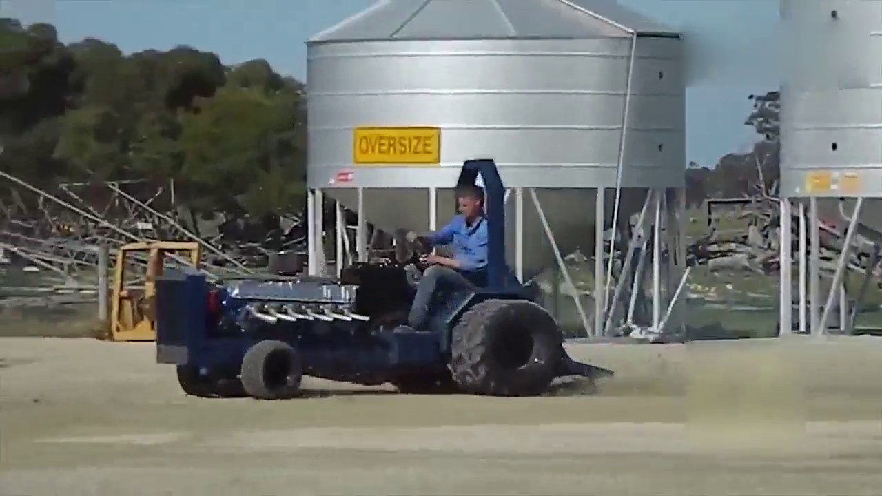 12缸发动机的改装车，启动后才是霸气的开始！