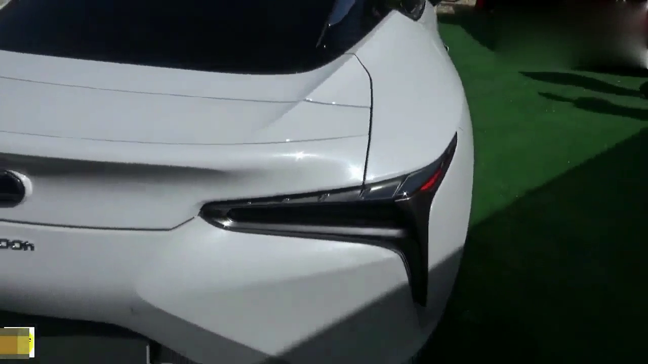 最强混动跑车仅售117万起 颜值比GTR漂亮 操控完胜奥迪R